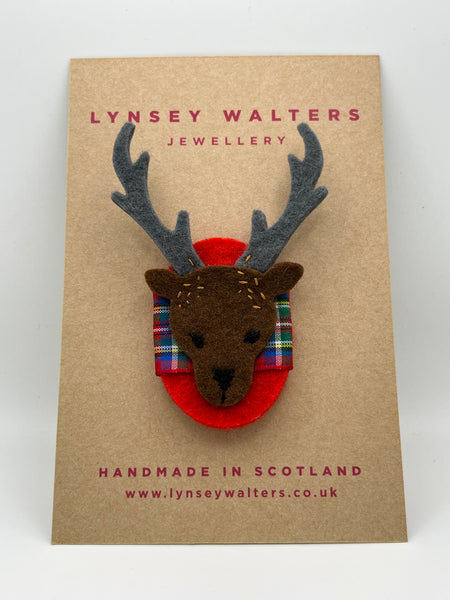 Stag Head Brooch - Royal Stewart