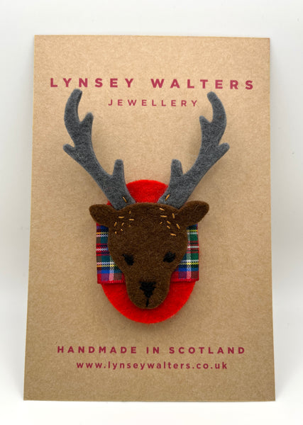Stag Head Brooch - Royal Stewart
