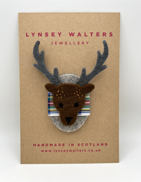 Stag Head Brooch - Dress Stewart