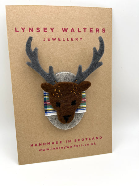 Stag Head Brooch - Dress Stewart