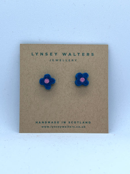 Tiny flower studs - teal