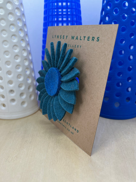 Retro Daisy Brooch - Iona Seas