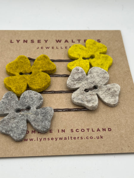 Set of 4 flower hairslides - Daisy