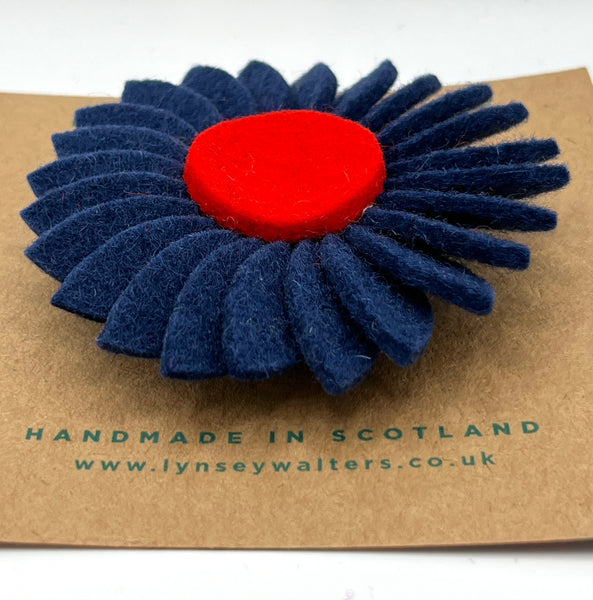 Retro Daisy Brooch - Bretton