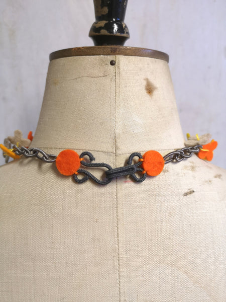 Flower Confetti Necklace Orange Mix