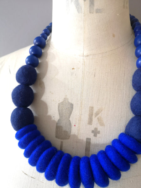 Throw on Merino and Wood Necklace Cobalt
