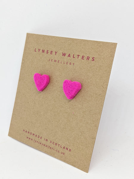 Tiny heart studs - Pink