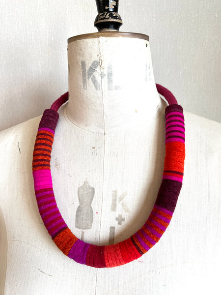 Chunky Colour blocks Necklace - Mullberry