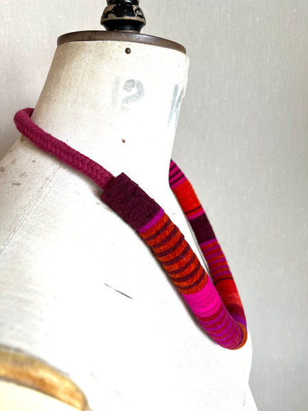 Chunky Colour blocks Necklace - Mullberry