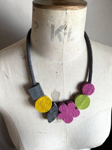 Pop Flower Necklace Grey with Soft Multi