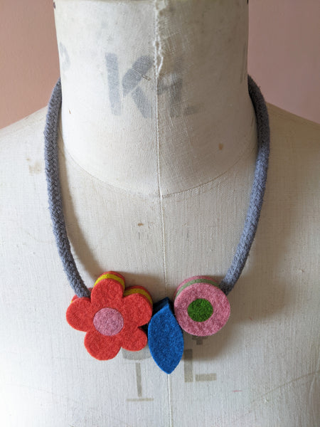 Daisy Bud Necklace - Soft Multi