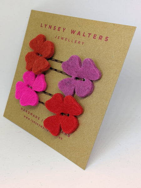 Set of 4 flower hairslides - pinks