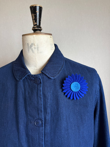 Retro Daisy Brooch - Cobalt