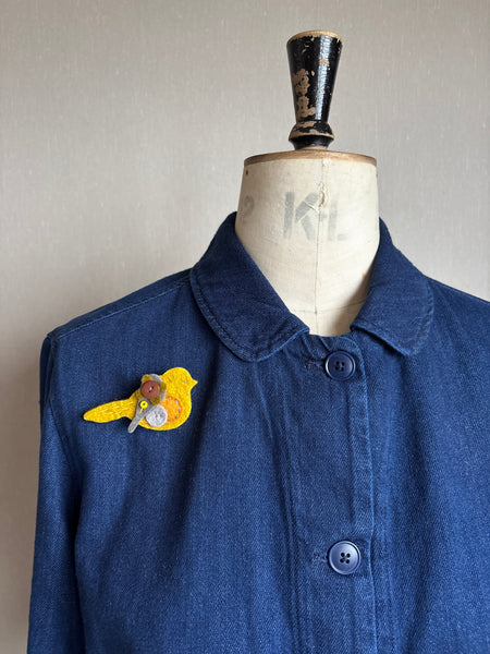 Pigeon Brooch - Mustard