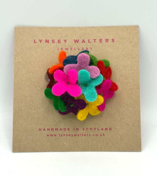 50's Button Brooch