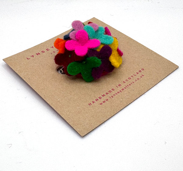 50's Button Brooch