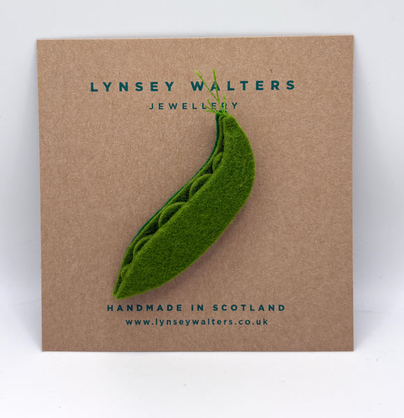 Pea Pod Brooch