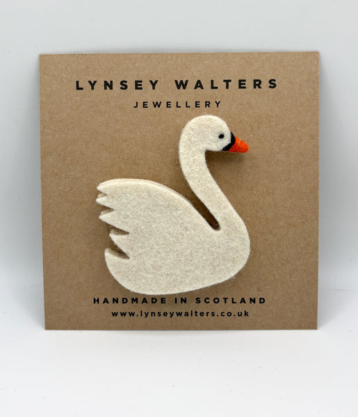 Simple Swan Brooch