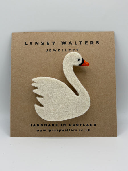 Simple Swan Brooch