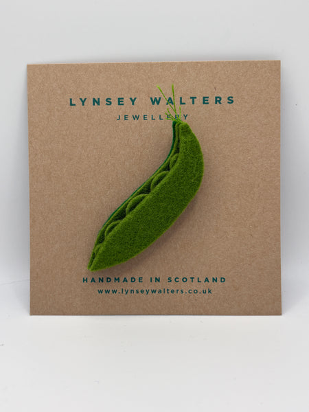 Pea Pod Brooch