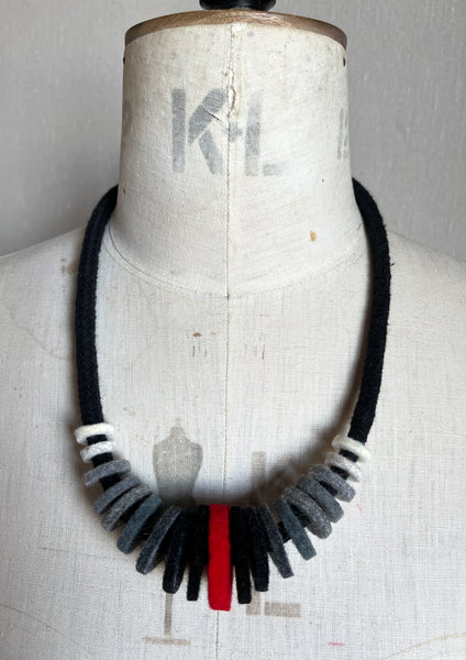 Miley Necklace - Black, white & red