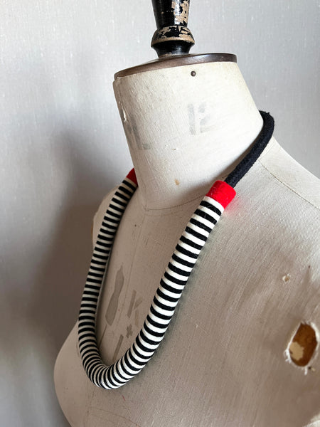 Not So Chunky Colour blocks Necklace - B&W&R