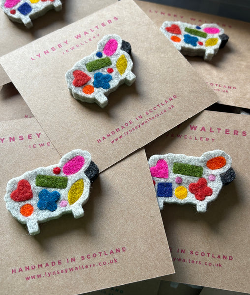 Cosy Wee Sheep Brooch  - Woolly Good Edition