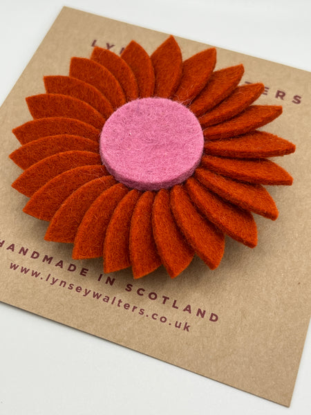 Retro Daisy Brooch Soft Orange & Pink