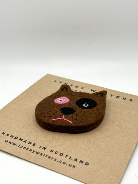 Grumpy Doggy Brooch - brown