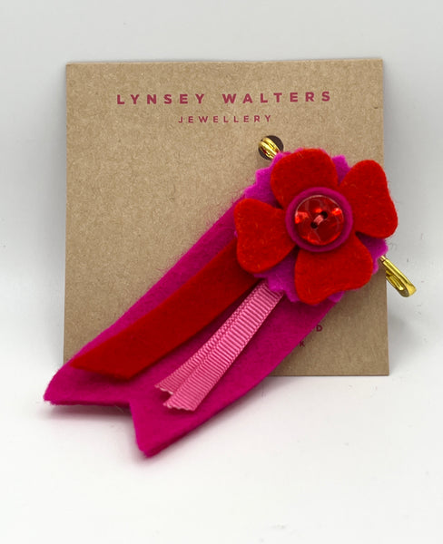 Medal Flower Brooch - Pink