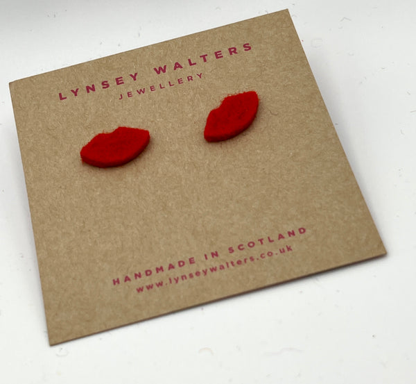 Tiny lip studs - Red