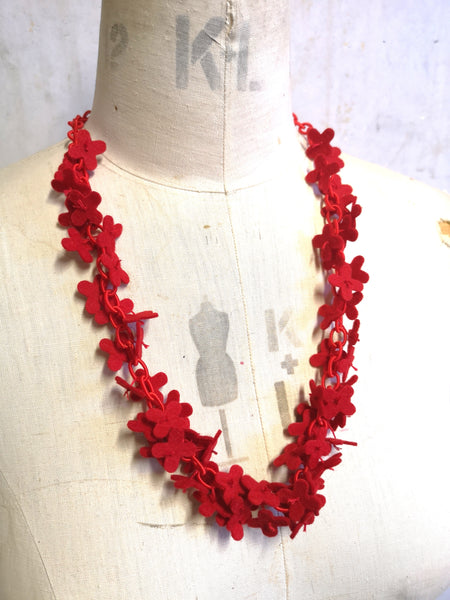 Long flower Confetti Necklace, Scarlet