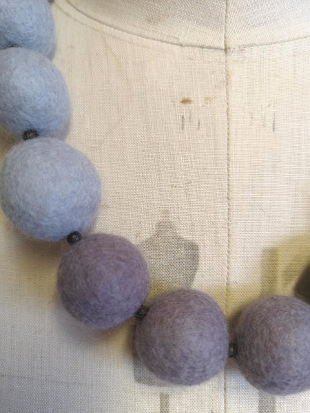 Ombre Merino Beads Grey to Black