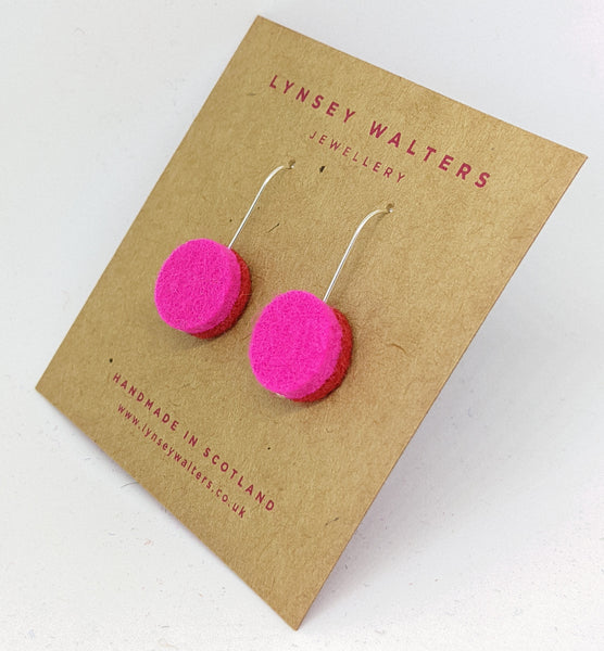 Dot earrings, pink